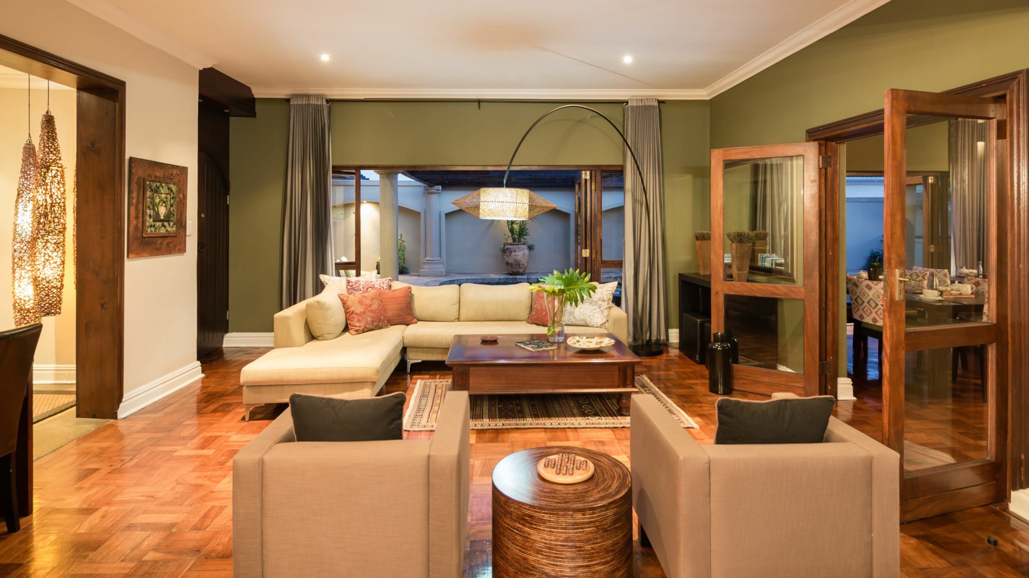 Manor 38 Hotel Port Elizabeth Bagian luar foto
