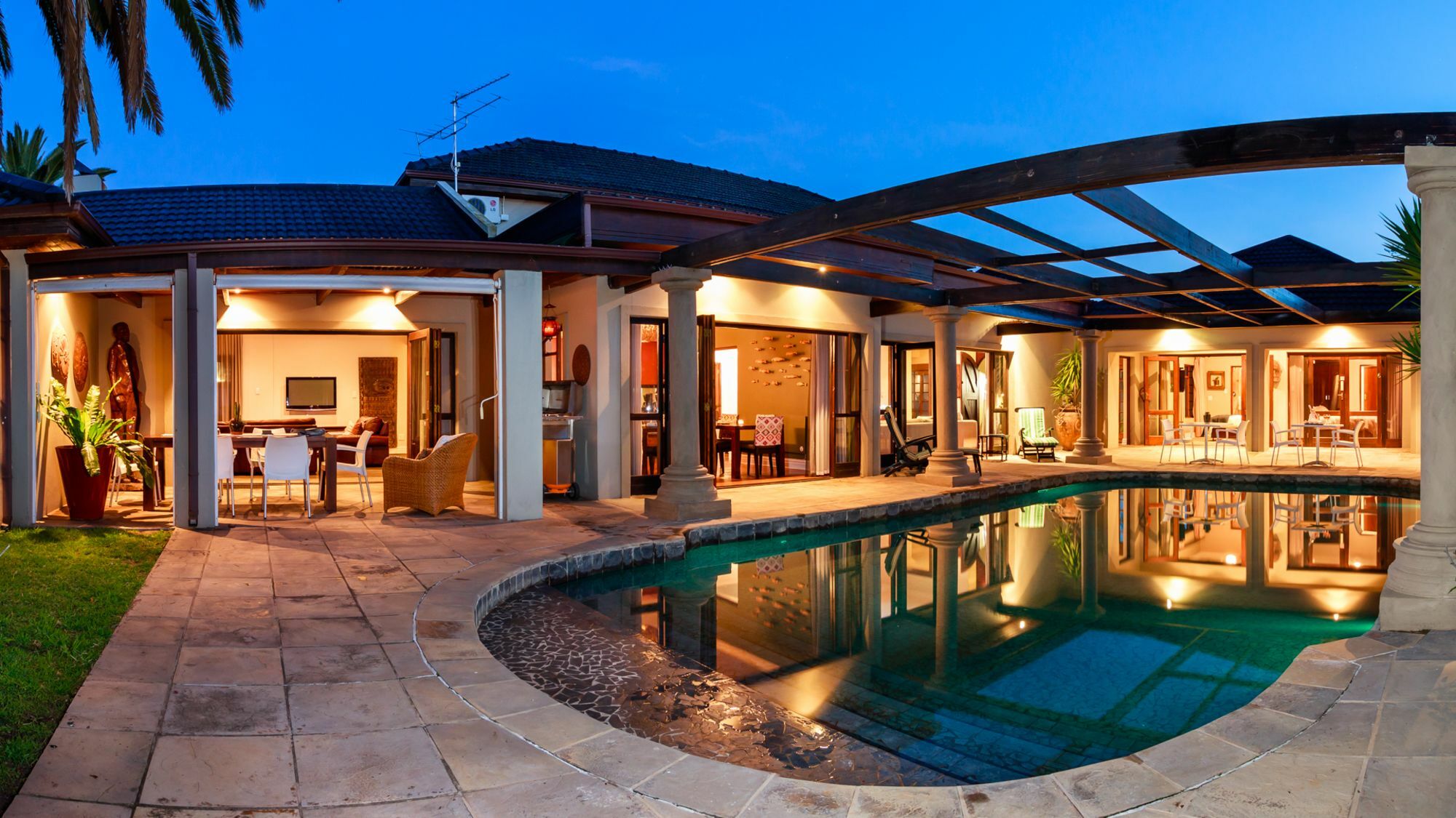 Manor 38 Hotel Port Elizabeth Bagian luar foto