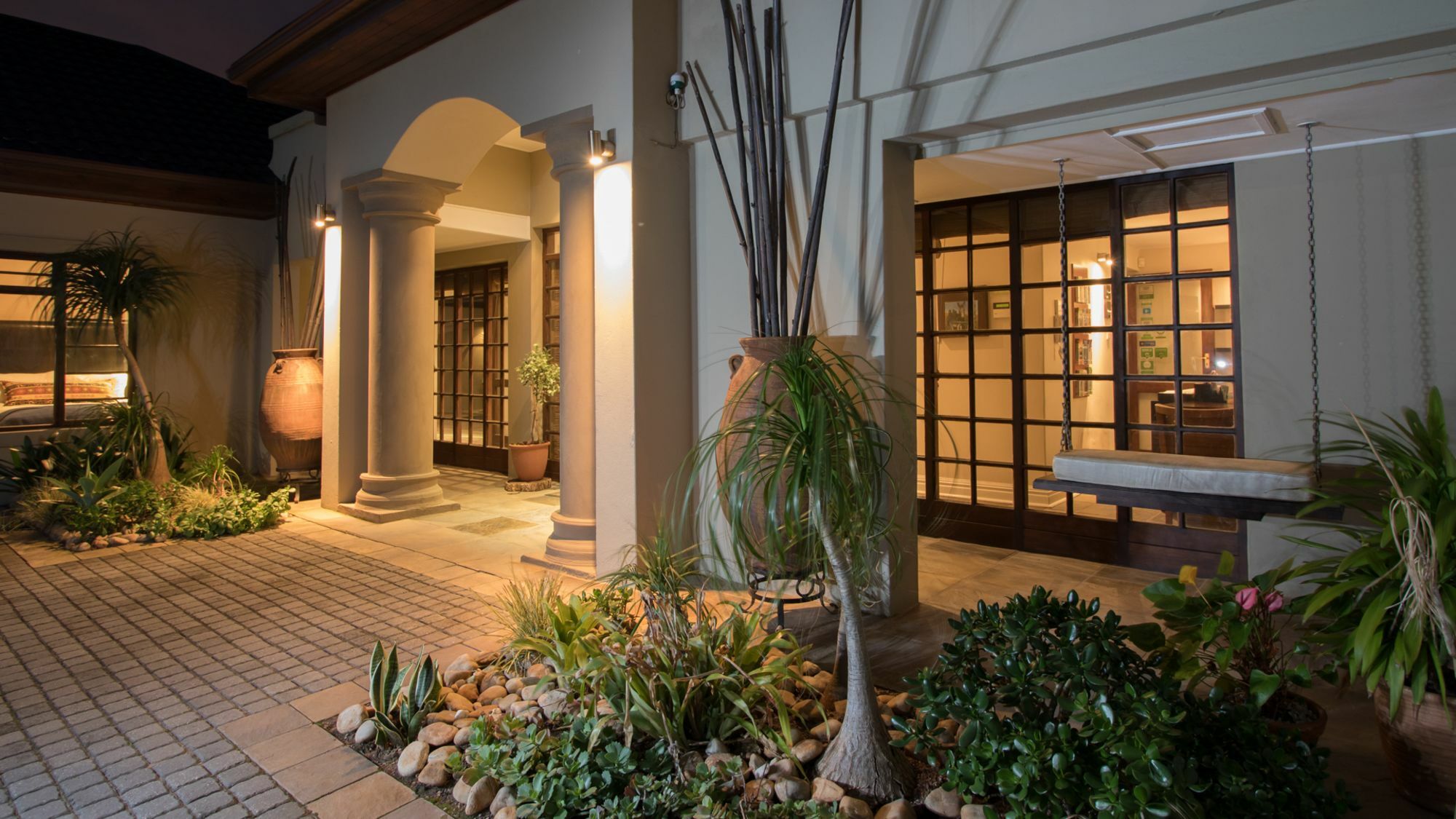 Manor 38 Hotel Port Elizabeth Bagian luar foto