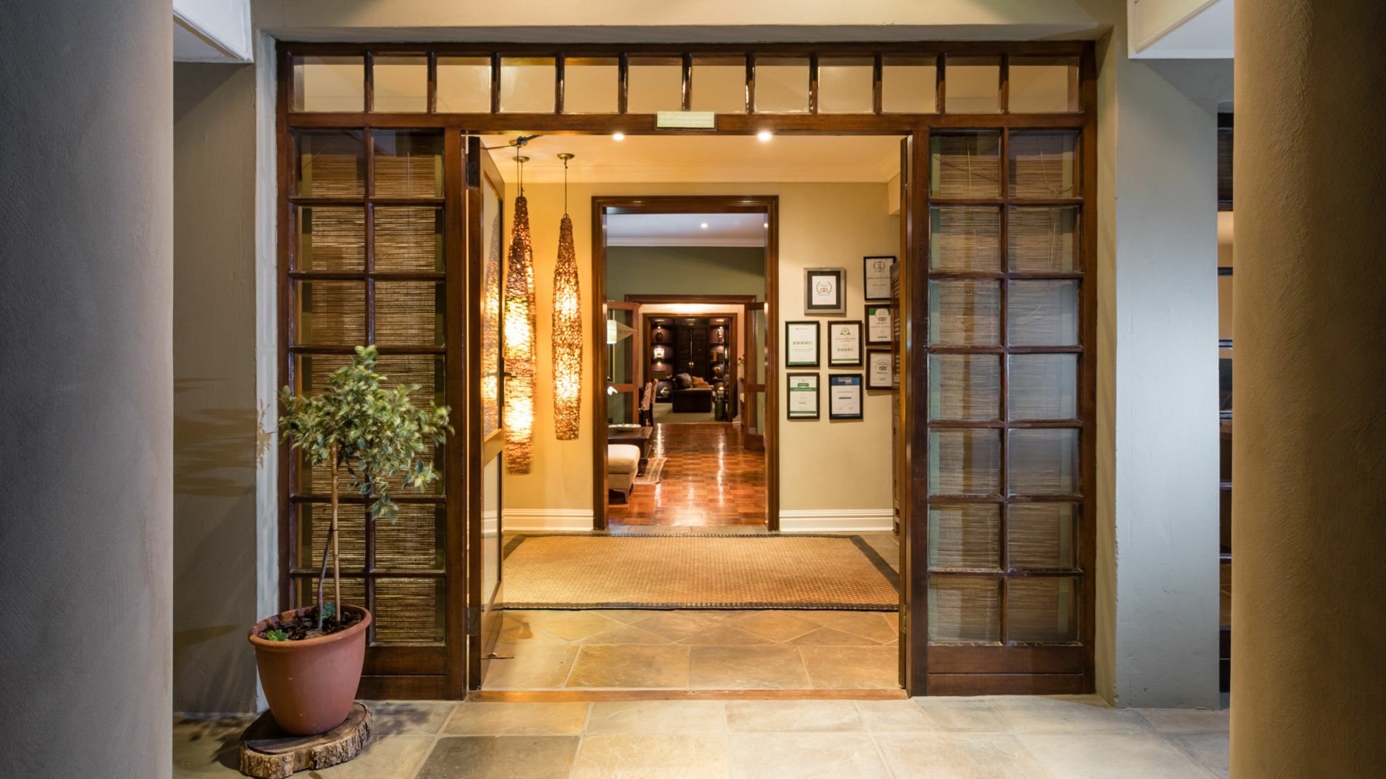 Manor 38 Hotel Port Elizabeth Bagian luar foto